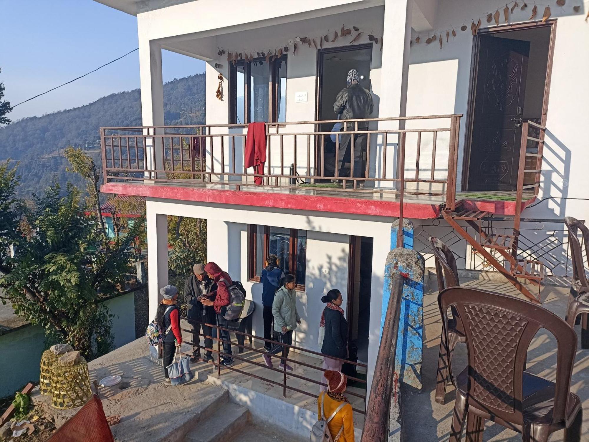 Mayur Homestay Ukhimath Екстер'єр фото