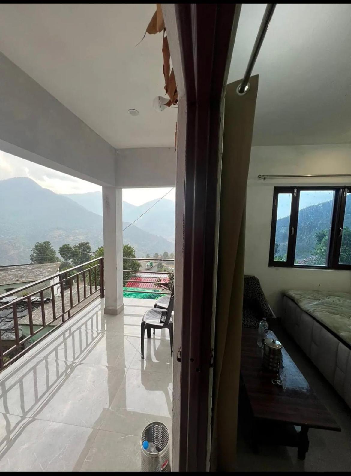Mayur Homestay Ukhimath Екстер'єр фото
