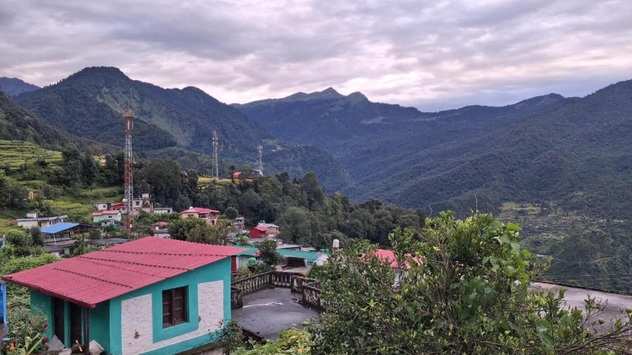 Mayur Homestay Ukhimath Екстер'єр фото