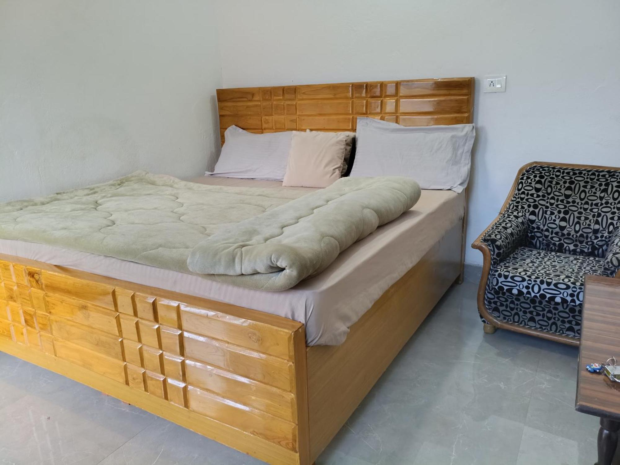 Mayur Homestay Ukhimath Екстер'єр фото